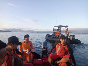 Nelayan Bima Diduga Tenggelam, Perahunya Terdampar di Pantai