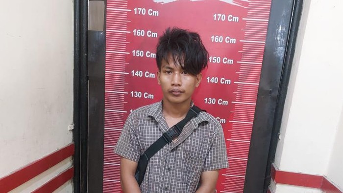 Pelaku ditangkap polisi karena curi laptop dan komputer di USU. (Istimewa).