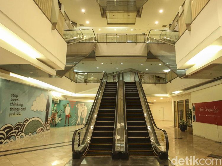 Penampakan Mal Sepi di Jantung Ibu Kota
