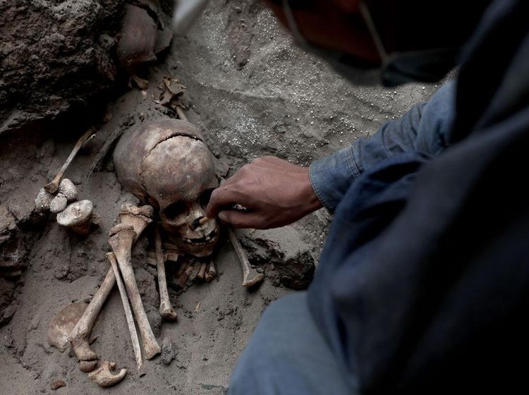 Potret Kuil-Makam-Simbol Salib Kuno Masa Pra-Inca yang Ditemukan di Peru