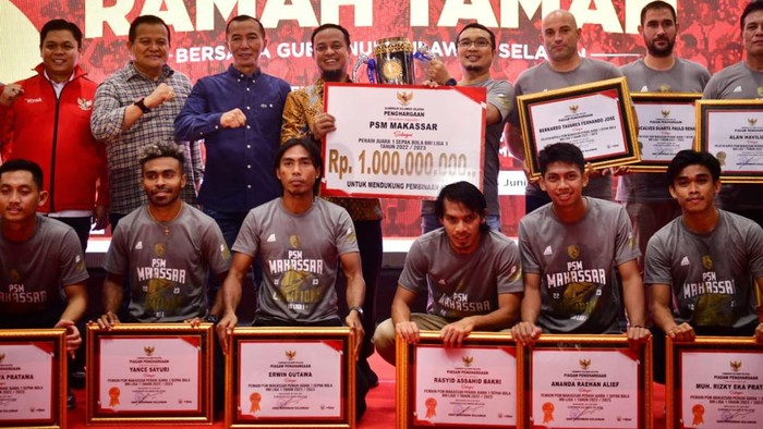 PSM Makassar mendapat bonus Rp 1 miliar dari Pemprov Sulsel.