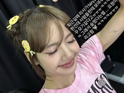 Lisa BLACKPINK Bikin Tato Baru ROCKSTAR, Intip Deretan Koleksi Tatonya