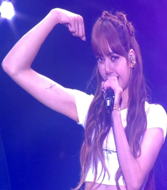Tato Lisa BLACKPINK