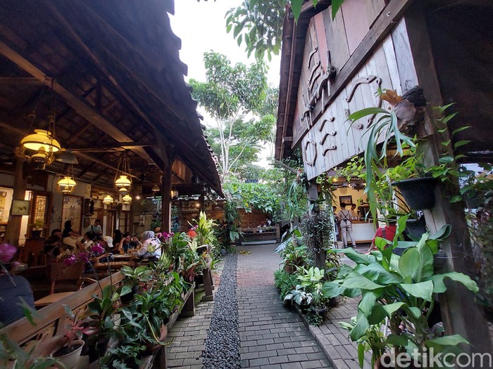 Togu Coffee Roastery di Tangsel
