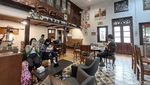 Kafe Jadul ala Yogya yang Penuh Barang Antik di Tangsel