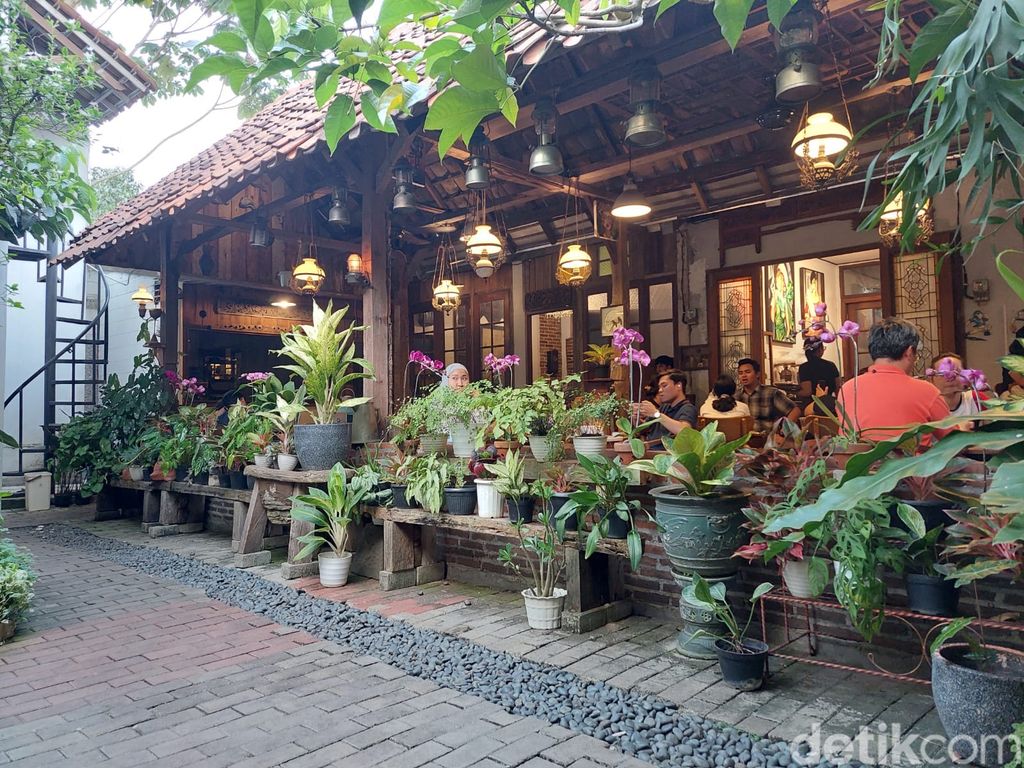 Togu Coffee Roastery di Tangsel