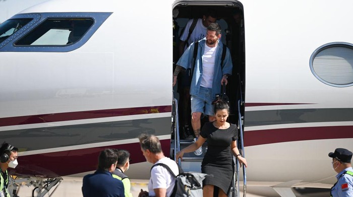 BEIJING, CHINA - JUNE 10: Lionel Messi and team mates of Argentina National Football Team arrive at Beijing Capital International Airport on June 10, 2023 in Beijing, China. (Photo by VCG/VCG via Getty Images)