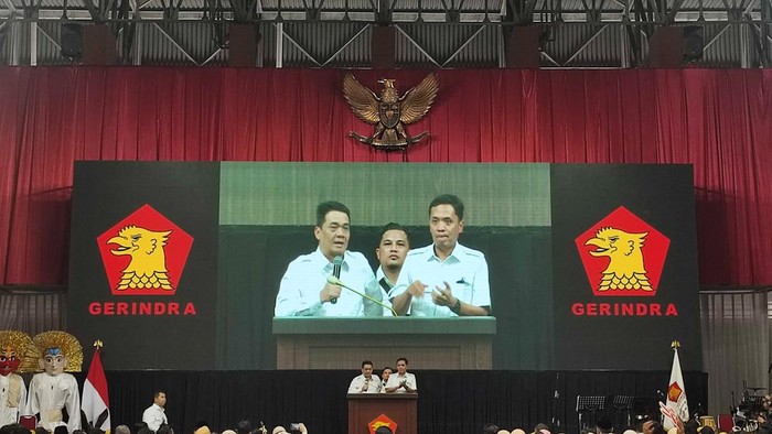 Acara Konsolidasi Saksi TPS untuk kader Partai Gerindra wilayah Jakarta Timur di GOR Otista, Jaktim, Sabtu (10/6/2023).