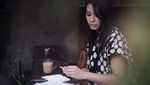 Adinia Wirasti, Aktris Cantik Ini Hobi Minum Teh