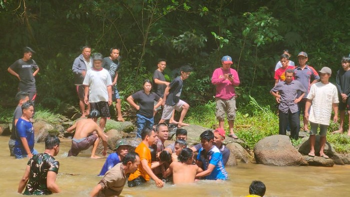 Bocah tewas tenggelam di wisata air terjun di Mamasa. Dokumen Istimewa