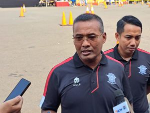 Polisi Gandeng Komunitas Ojol-Pesepeda Patroli Ranjau Paku di Jalan Gatsu