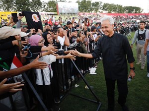 Ke Relawan di Jawa Timur, Ganjar Pesan Rawat Budaya Nasional