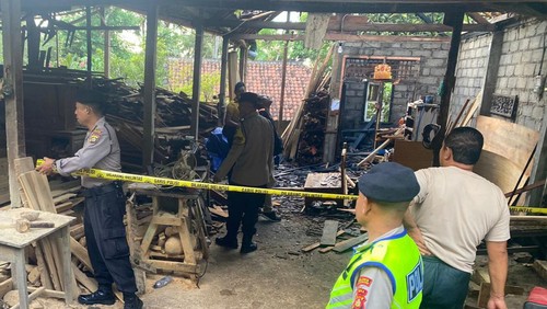 Gudang milik I Ketut Susila yang berada di Desa Seraya, Kecamatan/Kabupaten Karangasem hangus terbakar akibat korsleting listrik, Sabtu (10/6/2023). (istimewa)
