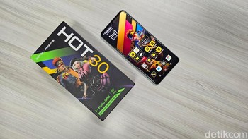 Infinix Hot 30 di Indonesia dijual seharga Rp 1,8 jutaan. Foto: Adi Fida Rahman/detikINET