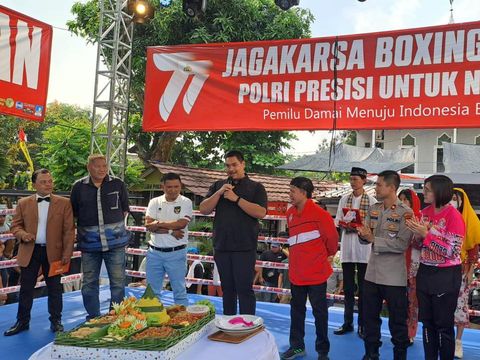 Jagakarsa Boxing Open digelar Polsek Jagakarsa dalam rangka mencegah tawuran antarpemuda dan antarremaja di Kecamatan Jagakarsa. Acara ini dihadiri Menpora Ario Bimo Nandito Ariotedjo serta Ketua GRANAT Henry Yosodiningrat, Sabtu (10/6/2023).
