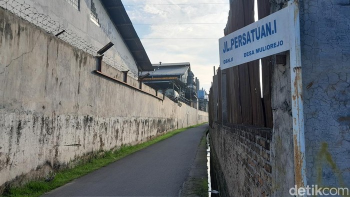 Jalan negara di Deli Serdang yang disebut dijual ke pihak swasta.