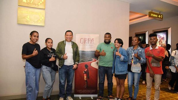 Kapolda Maluku Nobar Film Orpa (dok.ist)