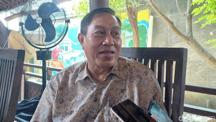 Ketua DPD PAN Solo Achmad Sapari