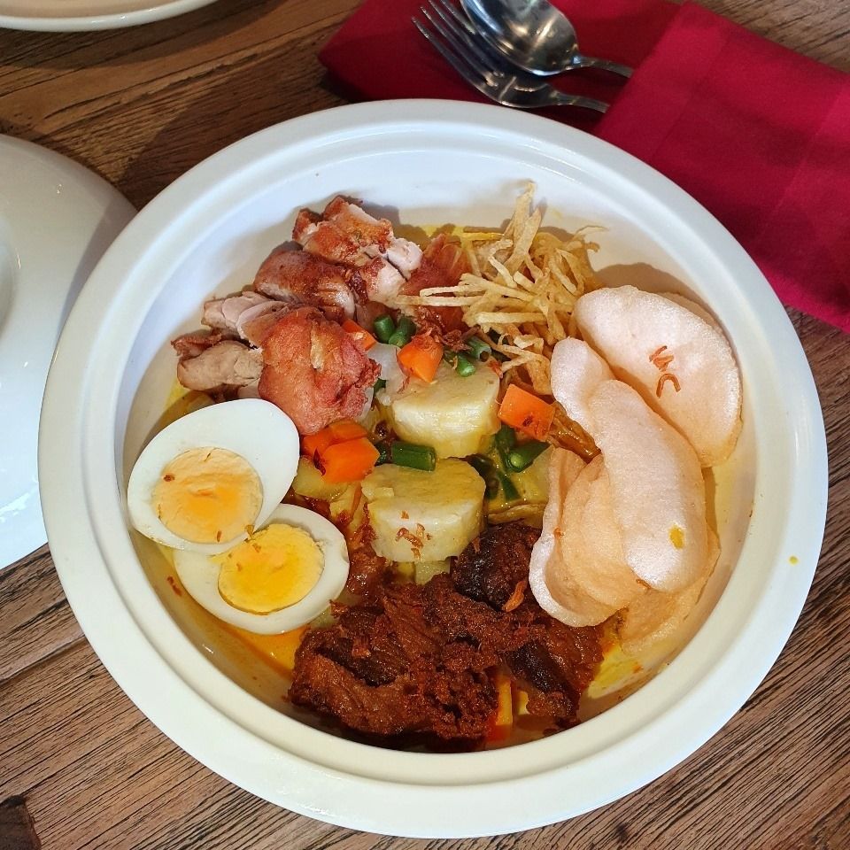 Khusus Sultan! 5 Lontong Sayur 'Up Level' Ini Harganya Selangit