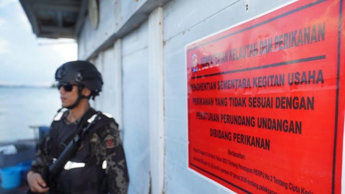 KKP segel keramba tak berizin