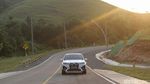 Menjelajahi Keindahan Labuan Bajo dengan BMW iX