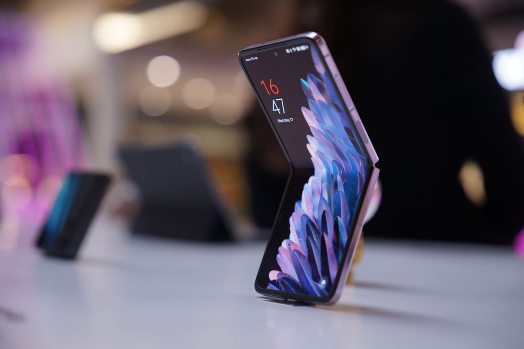OPPO Find N2 Flip