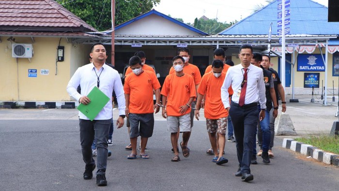 Pelaku penyelundupan lobster diringkus di Banyuasin, Sumatera Selatan.