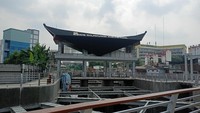Proyek sodetan Ciliwung ini sempat mangkrak 6 tahun lamanya sebelum kemudian dilanjutkan di era Pj Gubernur DKI Heru Budi. Selesainya proyek ini pun menjadi kado untuk DKI Jakarta yang bulan lalu berulang tahun ke-496. (Foto: Progres terkini Sodetan Kali Ciliwung/Adrial-detikcom)