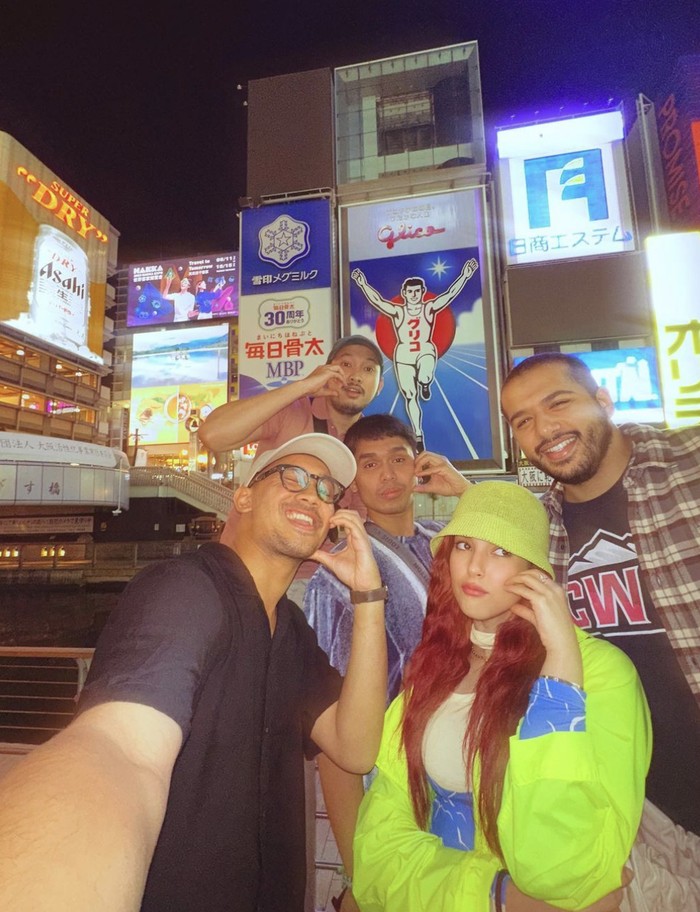 Seru! Tasya Farasya Piknik dan Jalan-jalan di Pasar Ikan Jepang