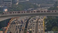 LRT Jabodebek akan menargetkan 137 ribu penumpang setiap harinya pada saat beroperasi penuh.