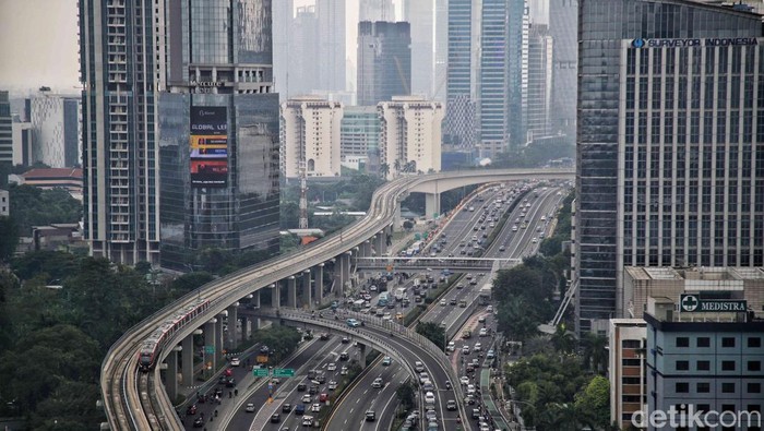 Sebentar lagi LRT Jabodetabek akan beroperasi. Masyarakat bisa mengikuti soft launching yang akan dilakukan pada 12 Juli-15 Agustus.