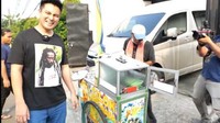 Baim Wong mengurungkan niatnya tersebut lantaran melihat kondisi sang istri yang keguguran. Baim Wong dan Paula Verhoeven memang dikenal sebagai pasangan romantis. Foto: Instagram @baimwong