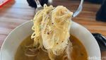 Nikmat! Bakso Sapi Oriental hingga Teh Tarik di Warung Bakso Jogja