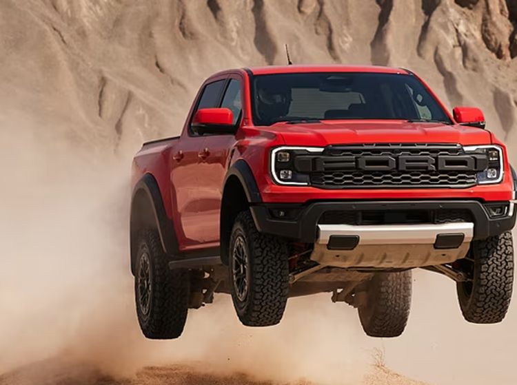 Gagahnya Ford Ranger Raptor: Lawan Sepadan Hilux dan Triton di Indonesia?
