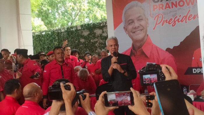 Ganjar Pranowo di DPD PDIP Sumut