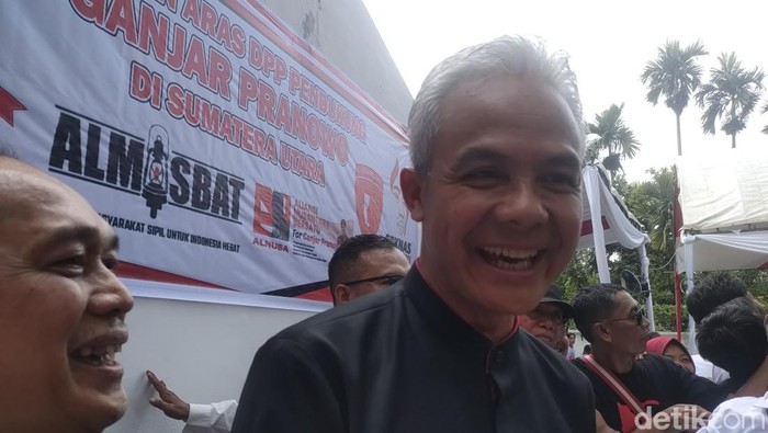 Ganjar Pranowo di Medan, Sumatra Utara, Minggu (11/6/2023). (Dwi R/detikcom)