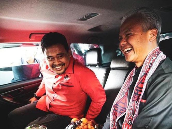 Ganjar Pranowo semobil dengan Walkot Medan Bobby Nasution. (Foto: Istimewa)