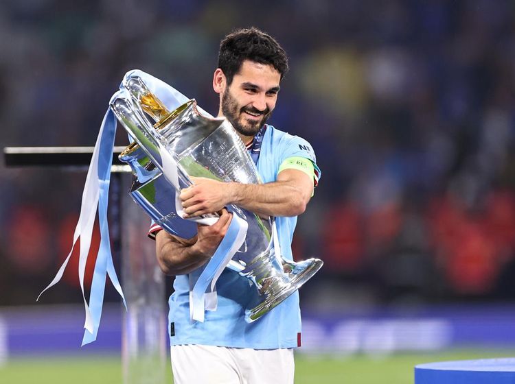 Manchester City Setiap Tahun Ditinggal Legenda