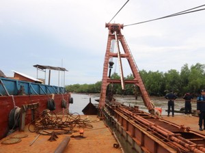 Belum Berizin, KKP Hentikan Sementara Pengerukan Muara Sungai Tulang Bawang