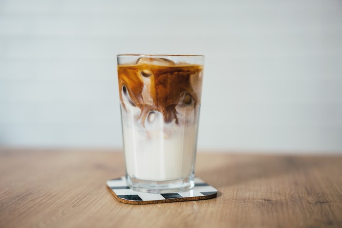 Kopi campur susu kedelai