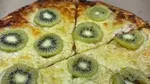 Bikin Mual! 10 Penyajian Pizza Nyeleneh Ini Menjijikkan
