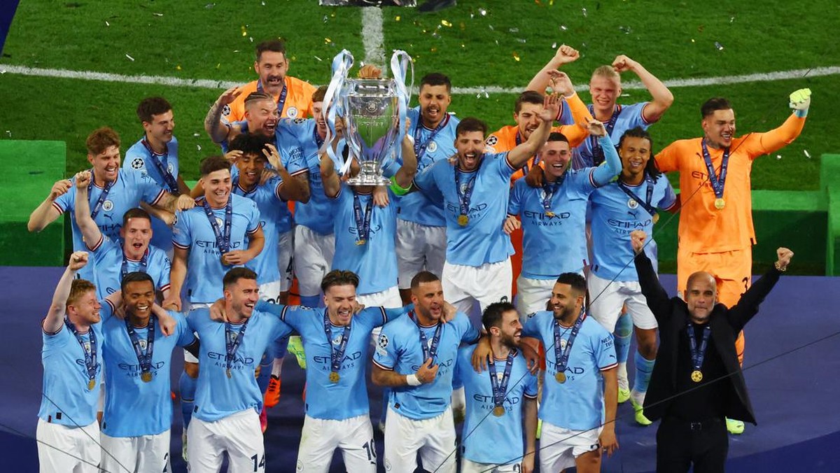 Manchester City meraih treble winners (Foto: REUTERS/UMIT BEKTAS)