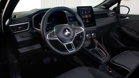 Fitur Driver Assistance System (ADAS) atau fitur penunjang pengendara pun sudah dihadirkan. Ini meliputi Adaptive Cruise Control with Stop & Go (ACC), Lane Departure Prevention (LDP), Easy Park Assist, Forward Collision Mitigation system (FCM), Lane Departure Warning (LDW), Automatic High Beam (AHB), Traffic Sign Recognition system (TSR), Blind Spot Warning (BSW), Rear Cross Traffic Alert (RCTA) Foto: dok. Mitsubishi Motors