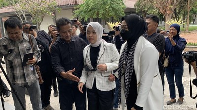 Potret Putri Ariani Sang Golden Buzzer AGT 2023 Disambut Sekolahnya SMM Jogja