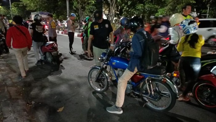 Razia balap motor di Surabaya