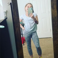 “Orang tuaku meyakinkanku bahwa orang-orang yang mungkin tertarik padaku dan mengapa mereka mungkin tertarik padaku. Aku selalu mencari red flag (tanda-tanda bahaya) katanya kepada People. Foto: Instagram/@thereal_shaunarae99