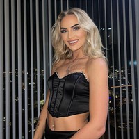 Meski sosoknya cukup dikenal di dunia bola, Alisha Lehmann tidak tampil dalam timnas Swiss di Kejuaraan UEFA 2022 karena merasa tidak siap secara mental untuk bermain dalam turnamen itu.  Foto: Instagram Alisha Lehmann