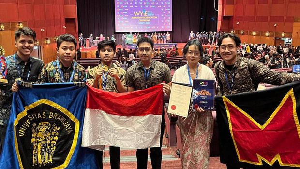 Aplikasi pencegah bunuh diri mahasiswi UB berhasil menyabet penghargaan di ajang World Young Investor Exhibition (WYIE) di Kuala Lumpur