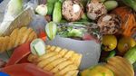Asam Segar! 20 Rujak Buah Enak Ada di Sini