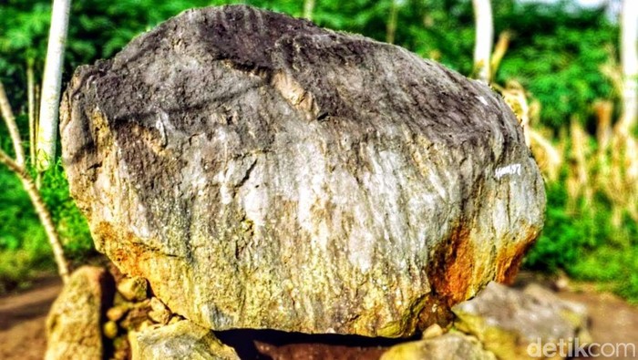 batu megalitikum